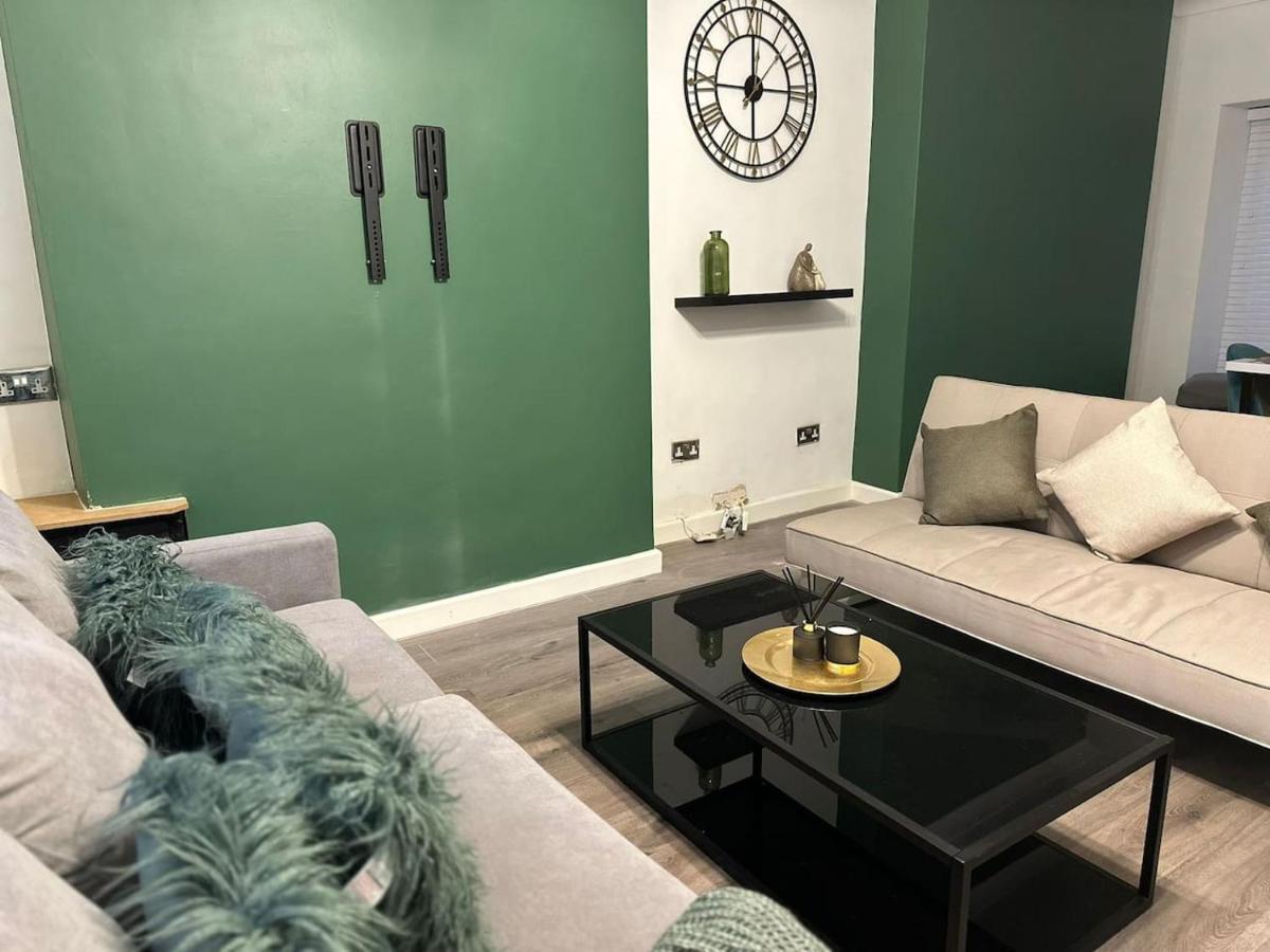 Amazing 2 Bedrooms House Bridgend  Eksteriør billede
